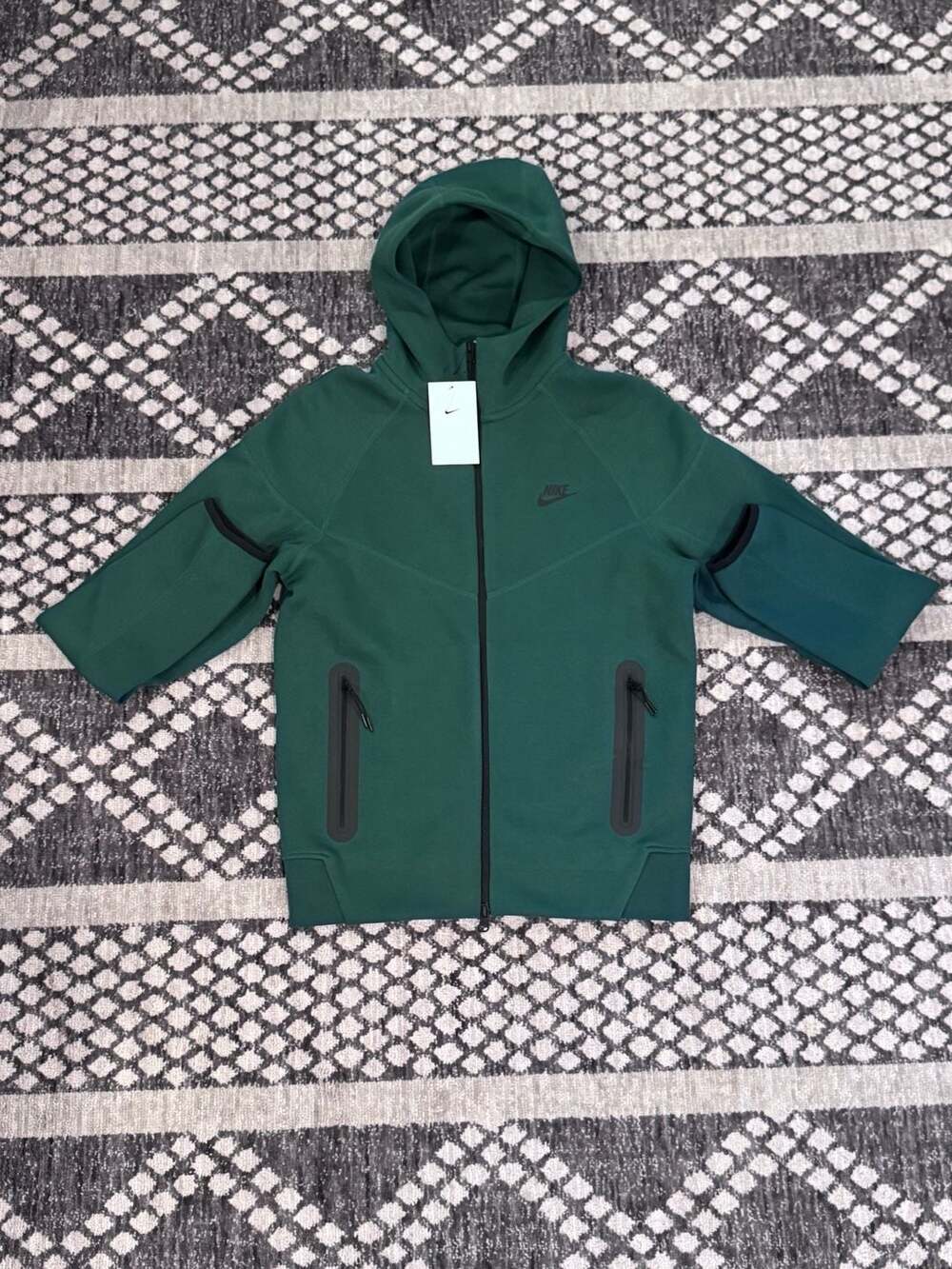 Nike Tech Fleece Windrunner Size S Green Full-Zip Hoodie